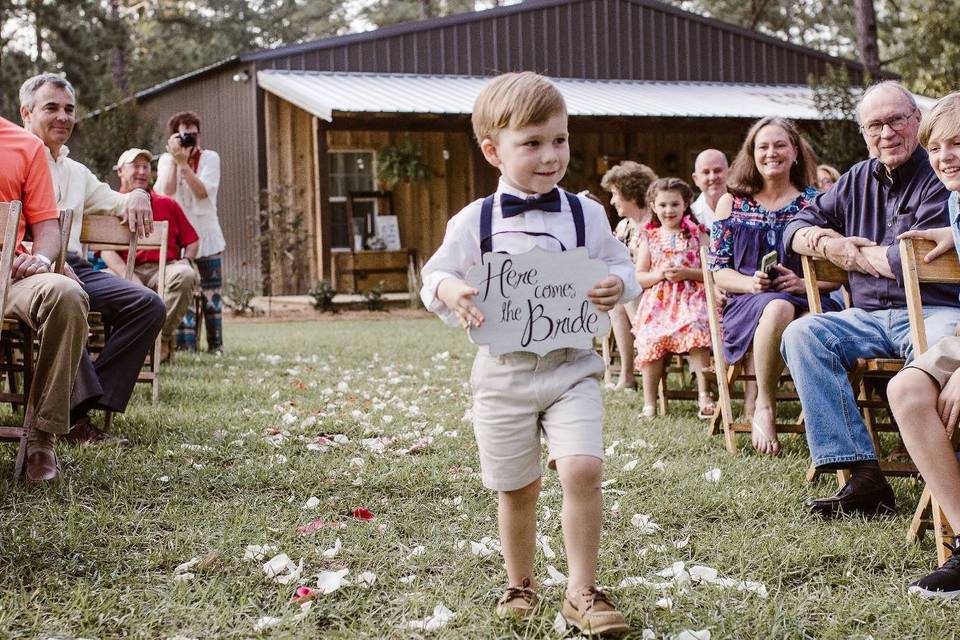 Junior wedding attendants