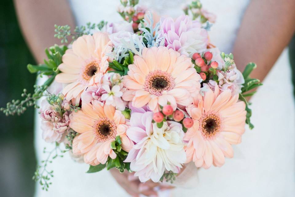 Wedding cake with flowers