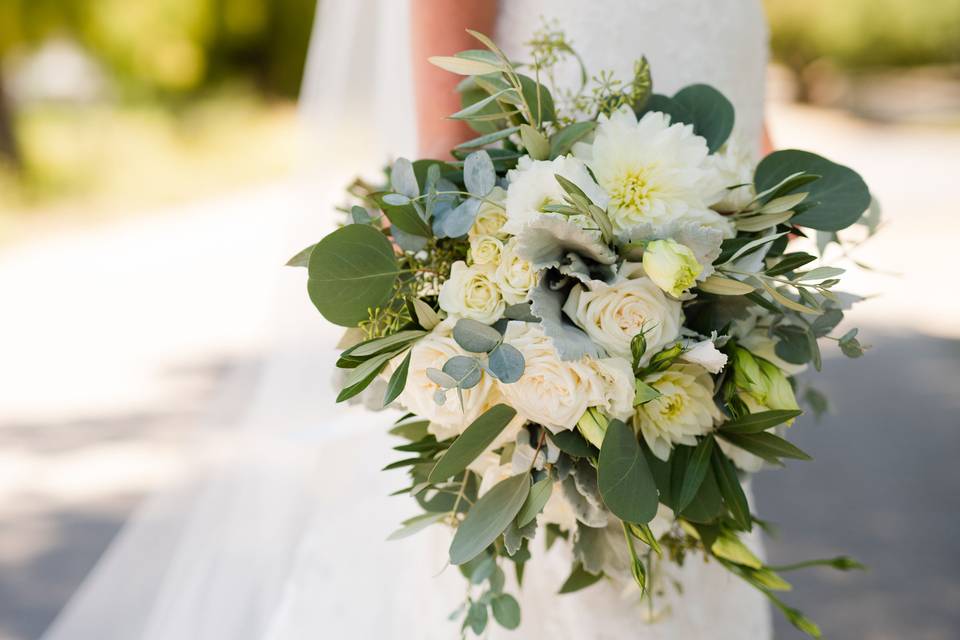 White bouquet