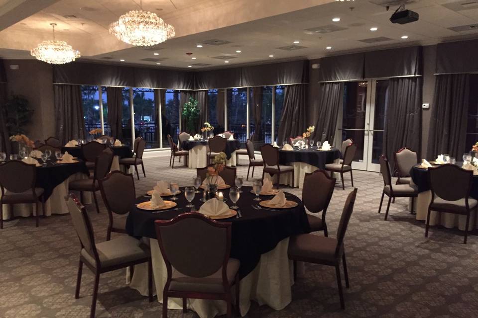 DeRomo's Banquet Room
