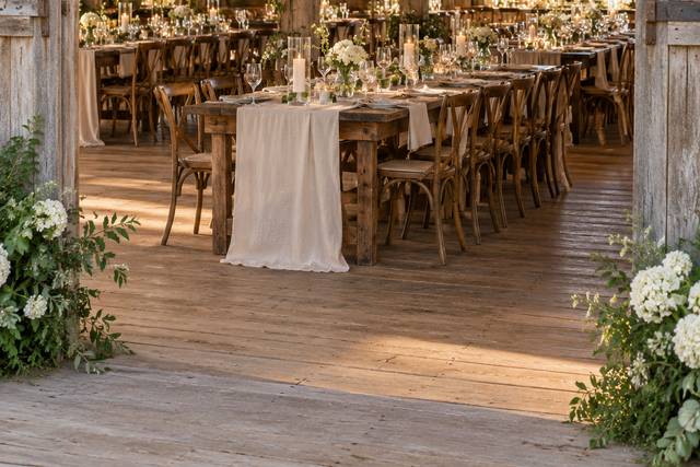 Outdoor Barn Ceremony