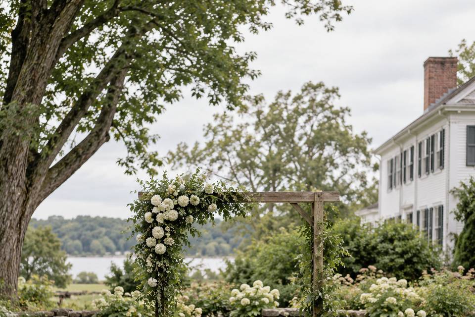 Intimate Garden Wedding