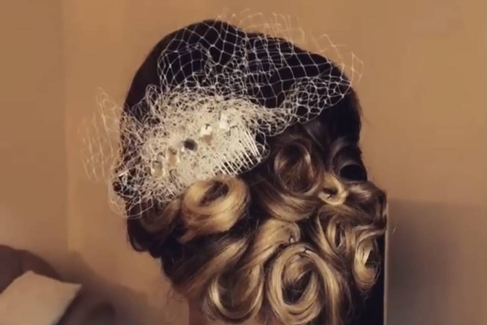 Retro bride hair