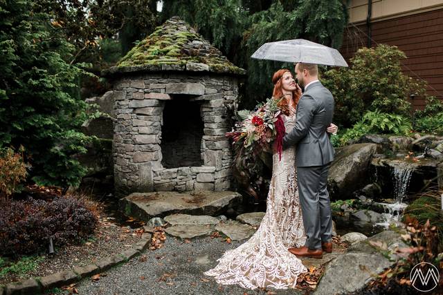 Fall Bride & Groom