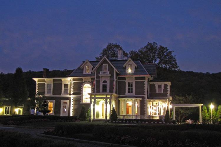 Exterior view of the Torne Valley Vineyards