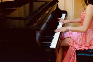Vivian Kuang Piano