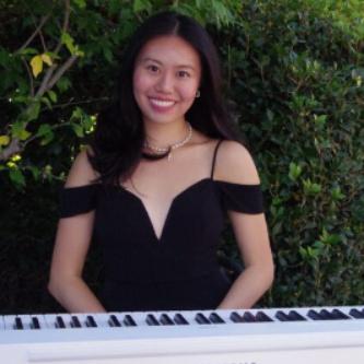 Vivian Kuang