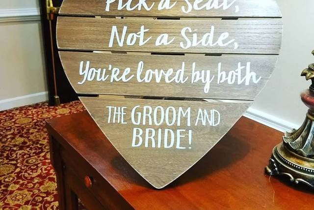 No seating chart, no worries!