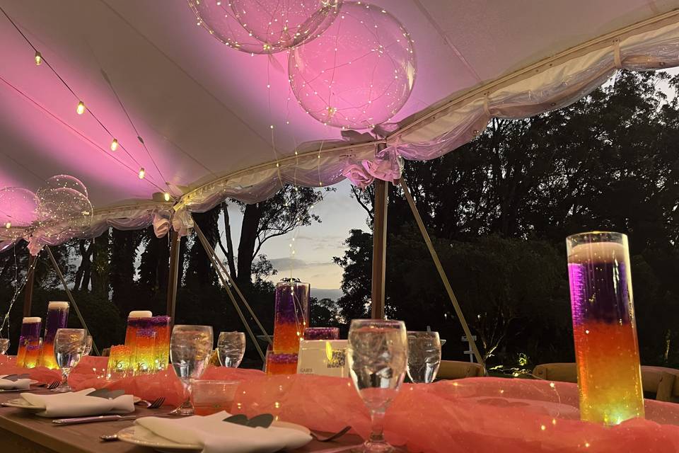 Match the decor with uplights