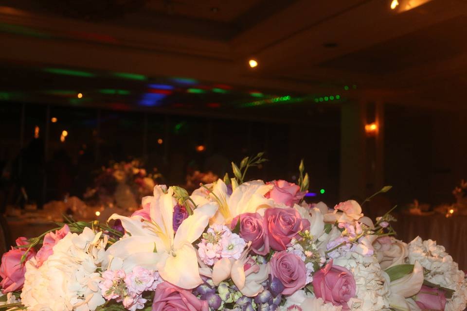 Head table flowers for Keyon & Merv @ Kahala Resort
