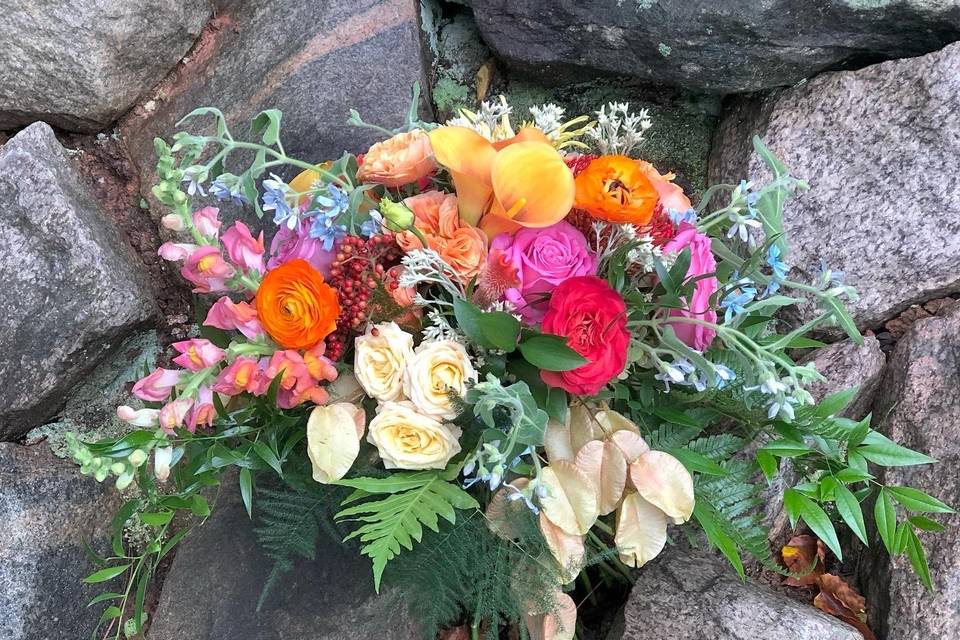 Bright early fall garden style