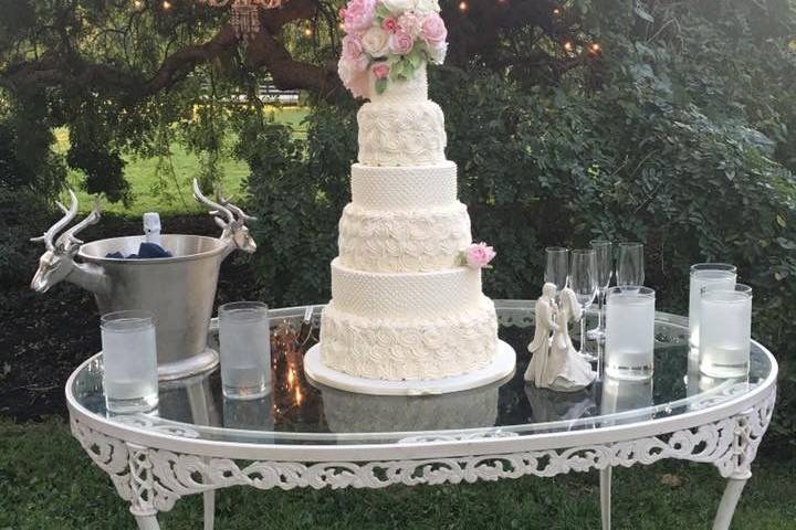 Designer Cakes by Angela, llc