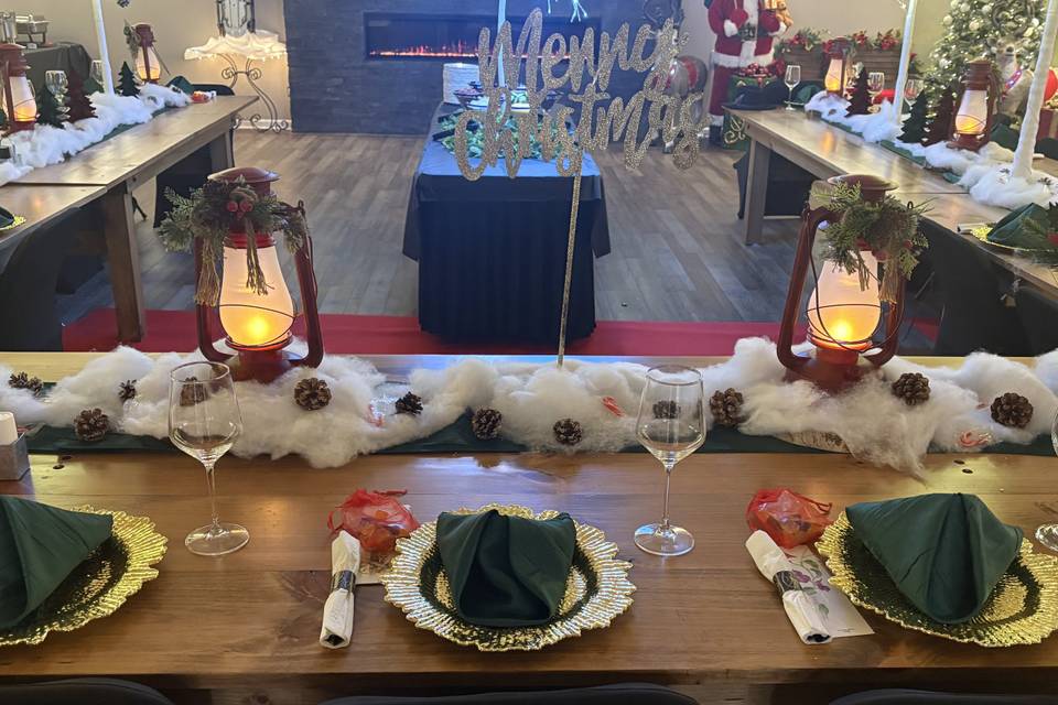 Gold festive chargers