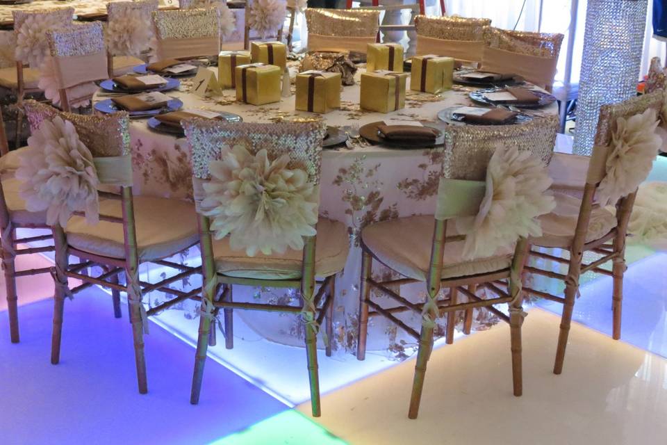 Modern Art Chair Covers & Linens