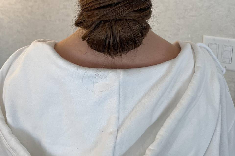 Bridesmaid hair by Tiffany