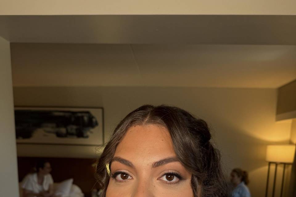 Makeup: Sarah/Hair: Jade