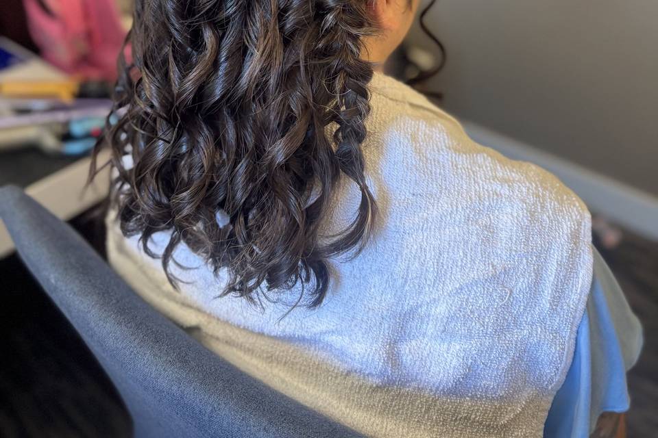 Makeup: Sarah/Hair: Jade