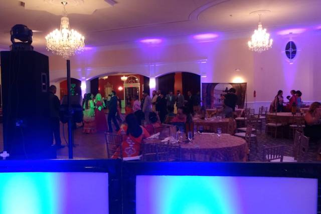 Indian Sangeet Setup - Dj - Sound - Uplighting - Basic Mc Moving Heads Dance Floor Lights  provided by WWW.BMCPRODJS.COM
