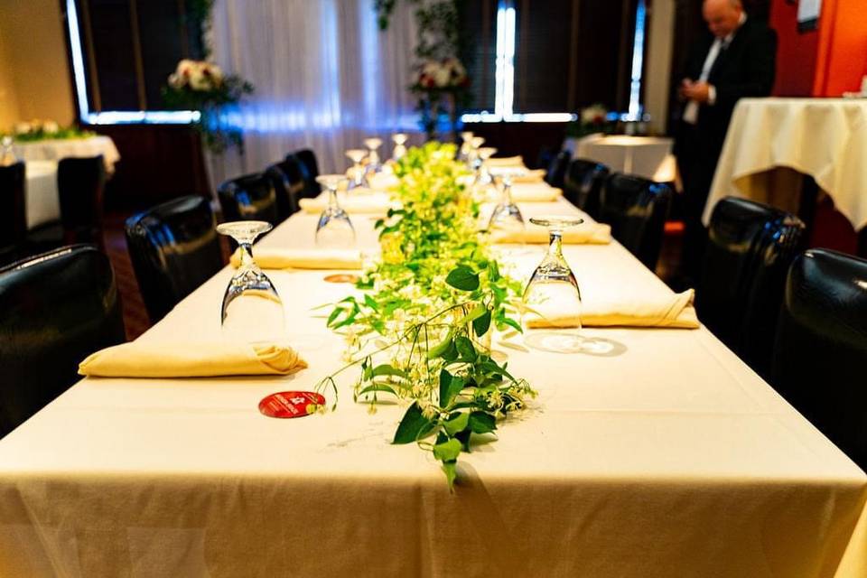 Table garland