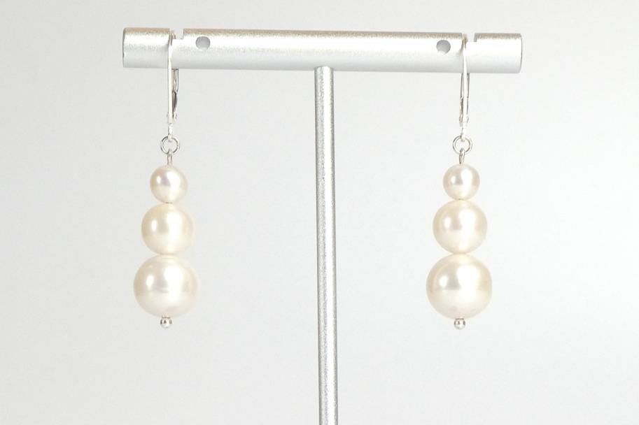 Jackie pearl drop earrings