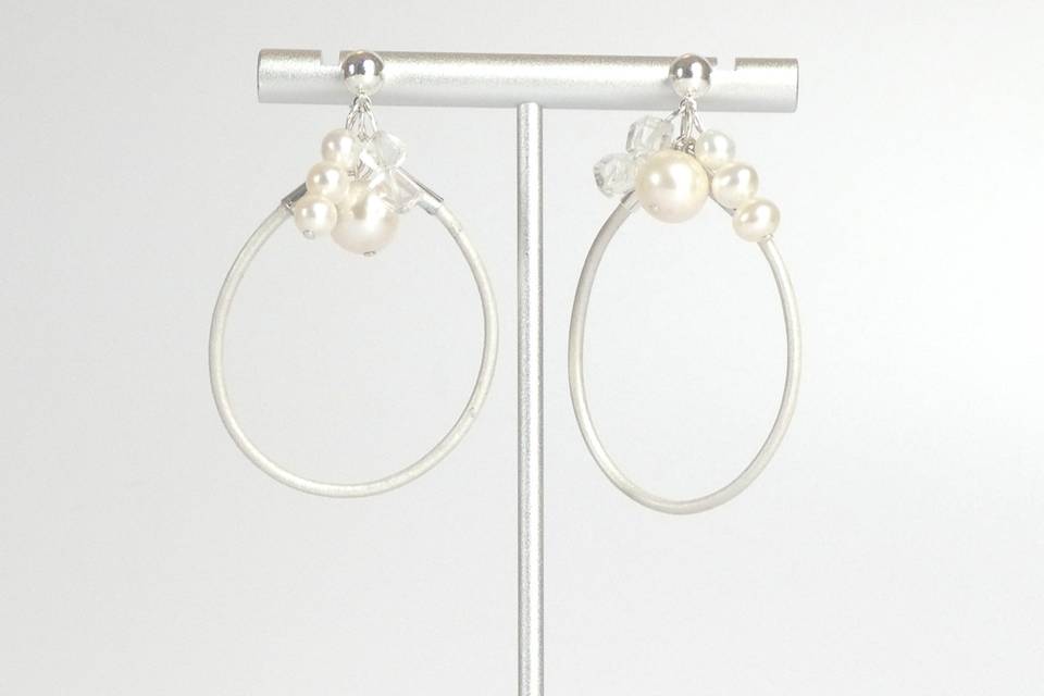 Tessa leather and pearl hoops