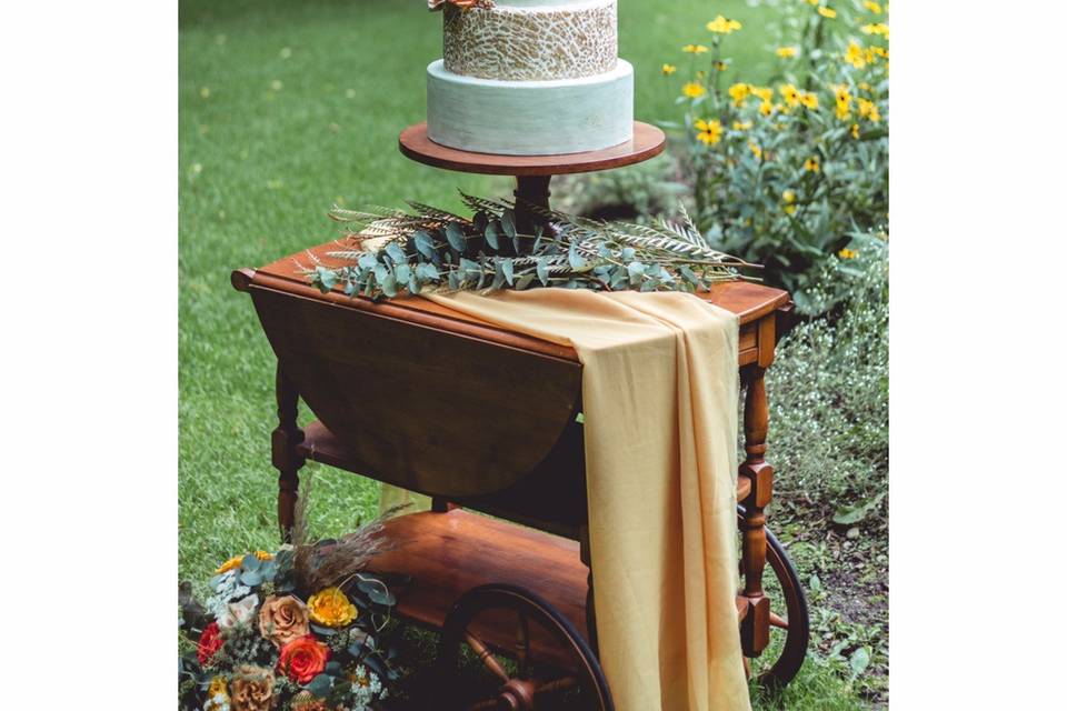 Four-tiered fondant cake