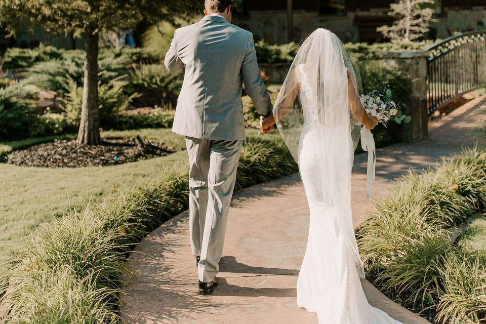 Ceremony to reception path