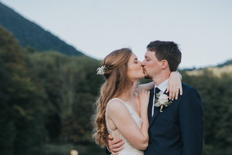 Bridal hair and makeup