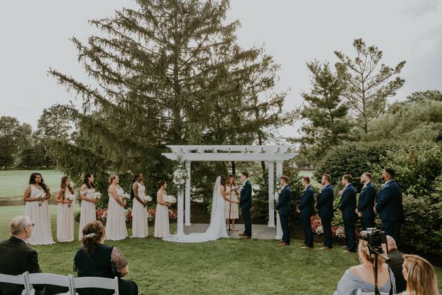 Belle Outdoor Ceremony