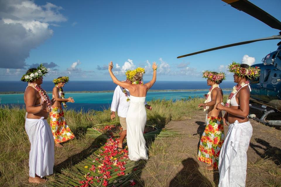 Tahitian Ceremony Mt Popoti