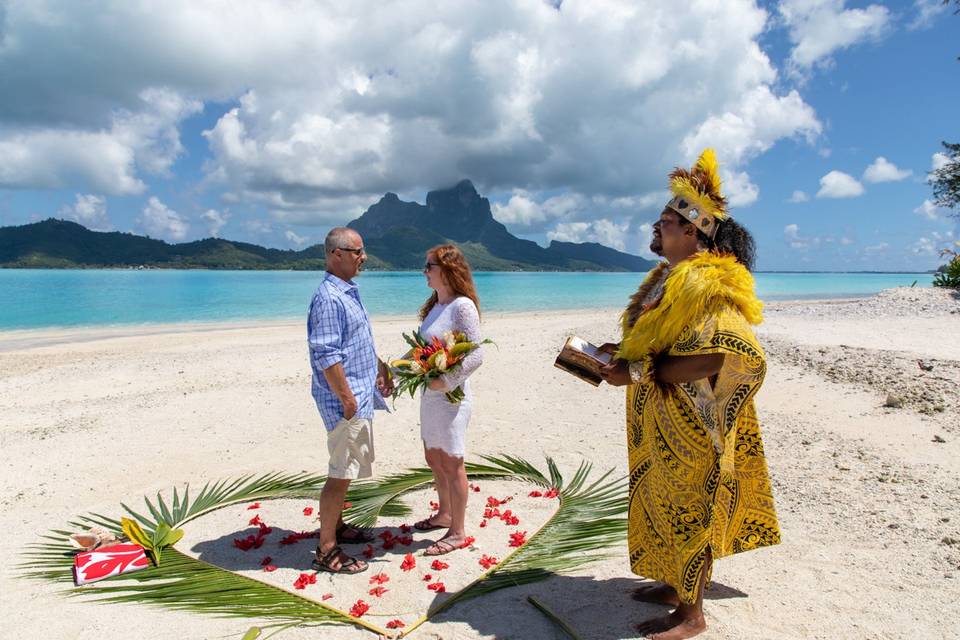 Tahitian Ceremony Motu PitiAau