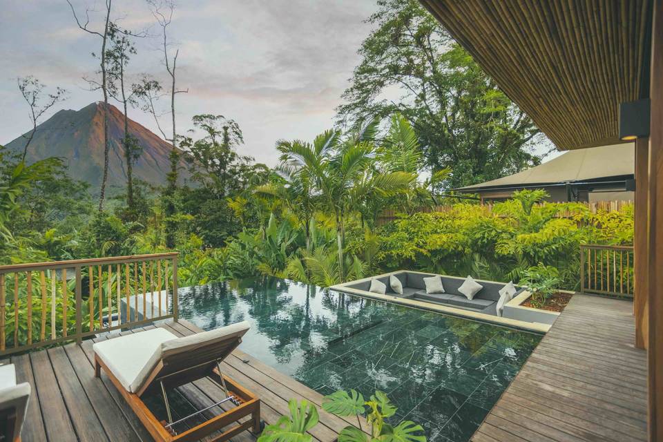 Sarah Payne Travel Honeymoon