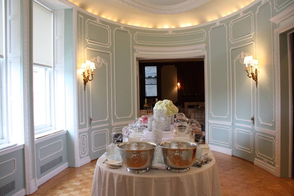 Oval Room- 3rd floor