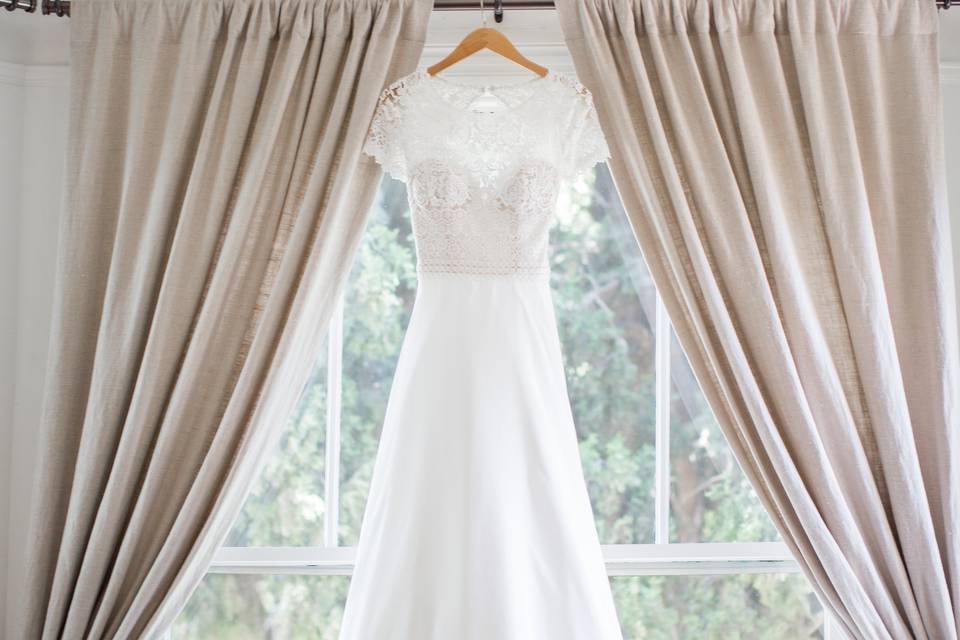 Bridal gown