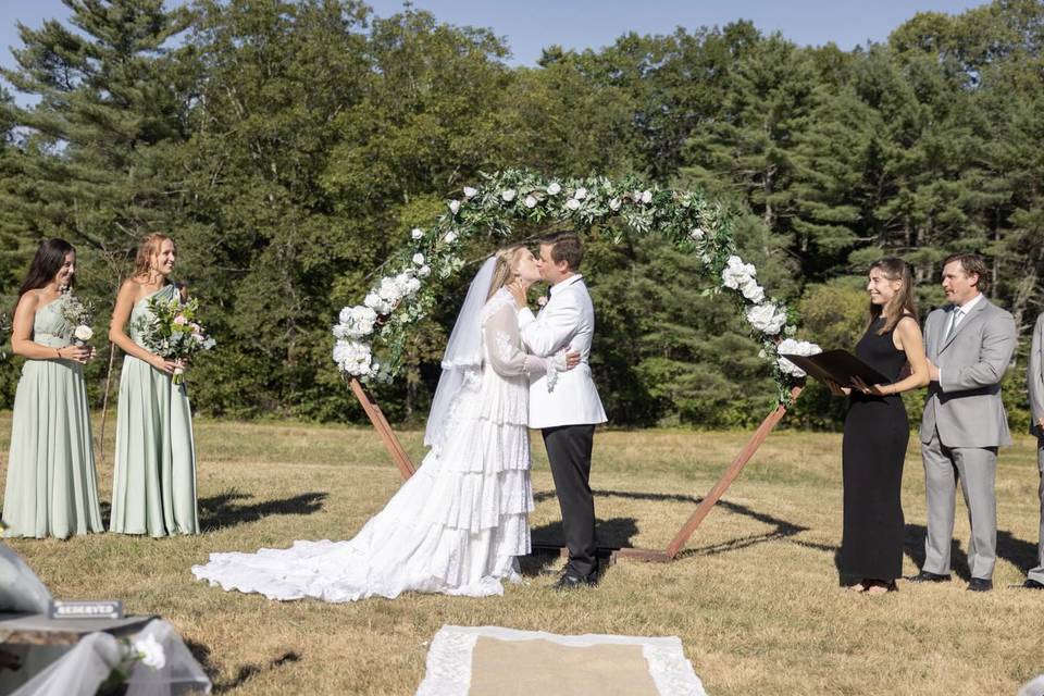 Marah & Tom first kiss