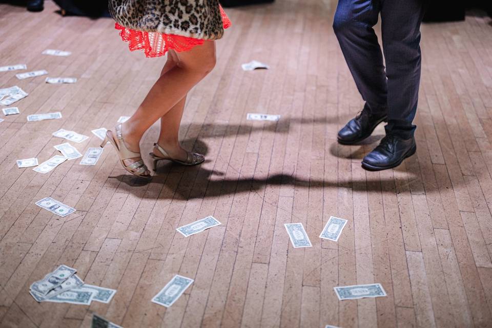 Money dance