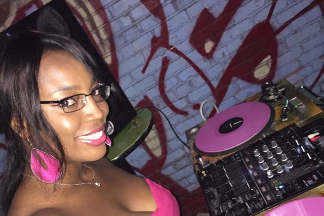 DJ Lady Shay