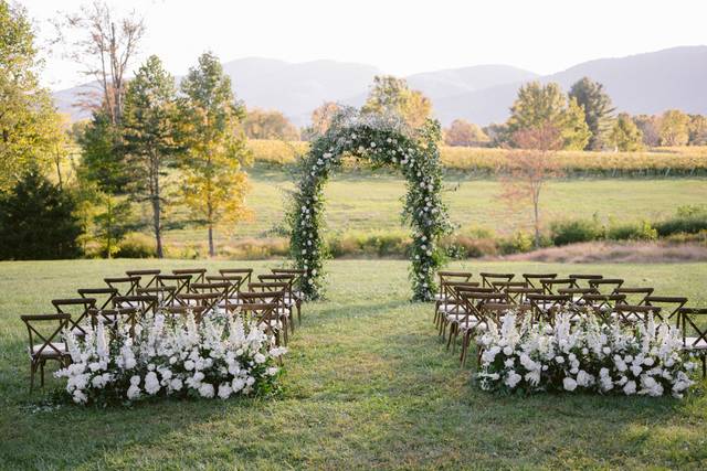 Veritas Vineyard & Winery