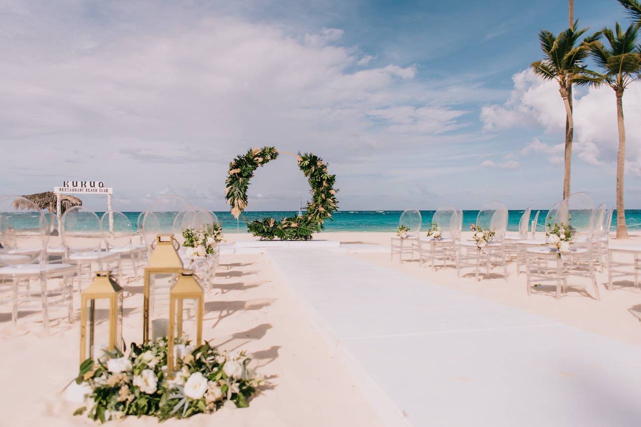 kukua beach club wedding cost