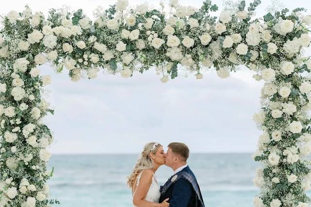 A magical beachfront ceremony