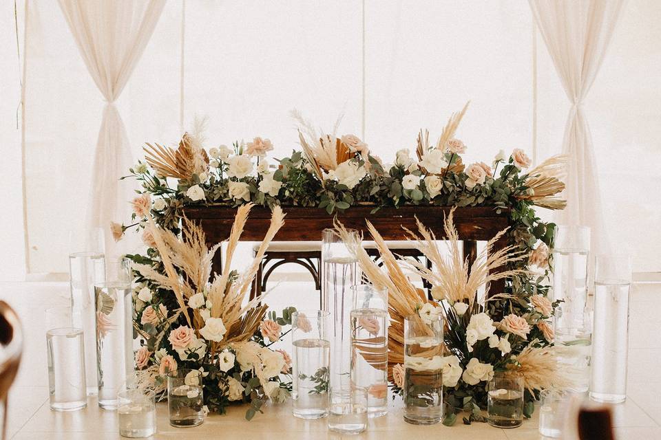 Sweetheart Table