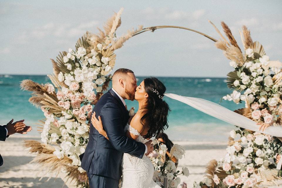 Sweetheart Table