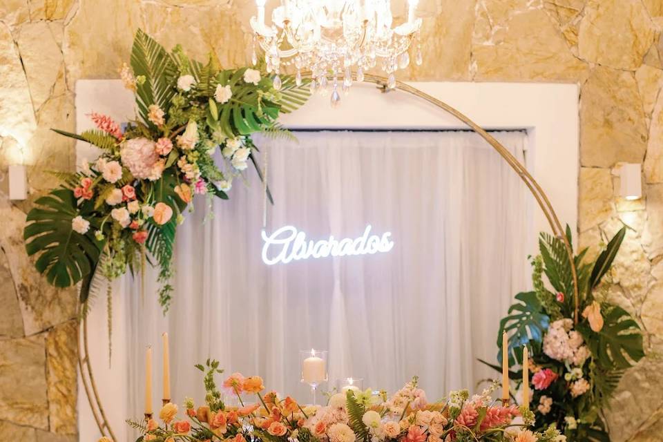 Sweetheart Table