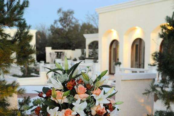 Ana's Floral Garden LLC