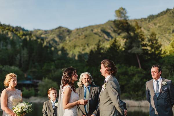 Wedding ceremony in the great outdoors