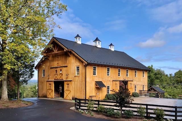 Morning at the barn