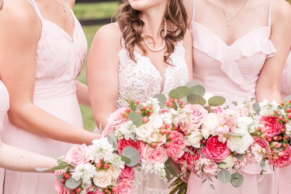 Bride & Bridesmaids