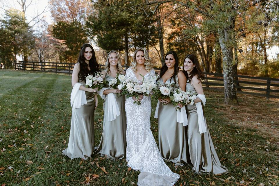 Bride & Bridesmaids