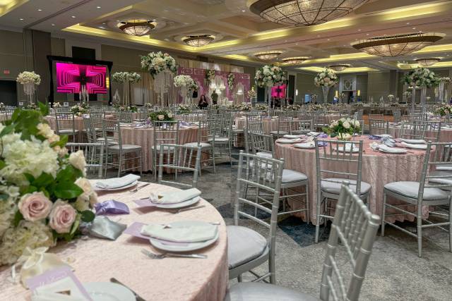 Grand Ballroom: Wedding