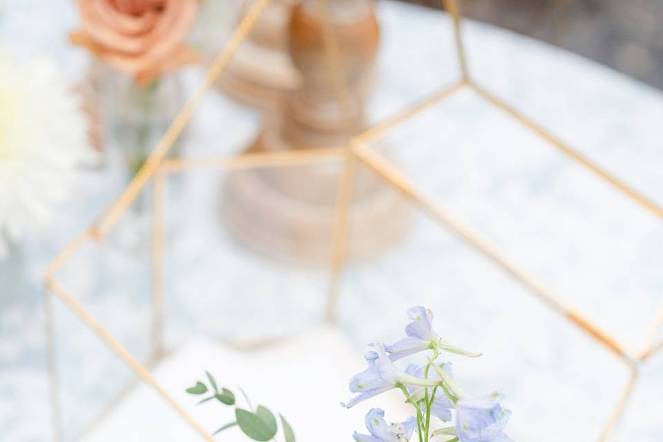 Welcome Table Small Vase